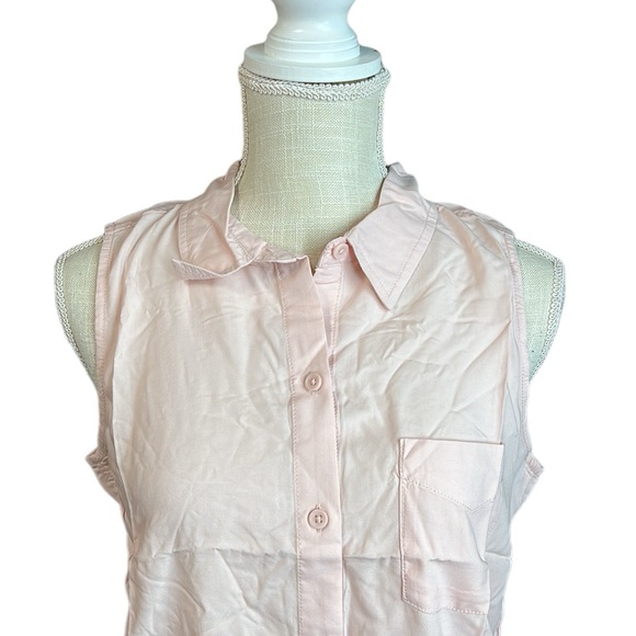 NWT BeachLunchLounge Janera Sleeveless Button Up Blouse Tank Top Pink Womens M - Picture 2 of 8
